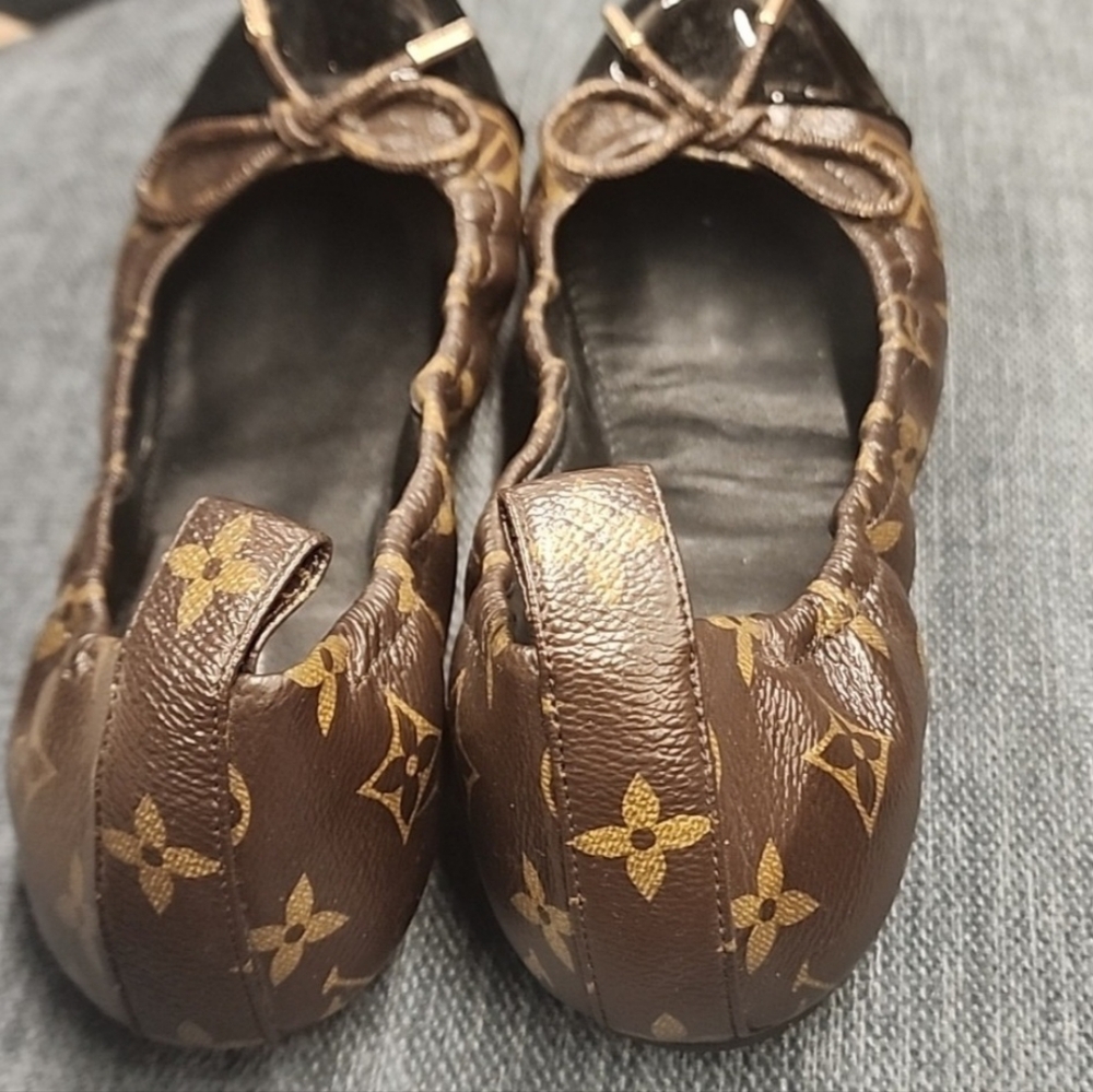 Louis Vuitton Brown and Black Flats & Loafers - Picture 12 of 13